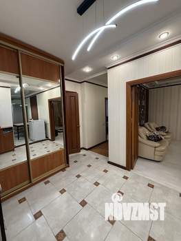 4-к квартира, вторичка, 95м2, 1/9 этаж