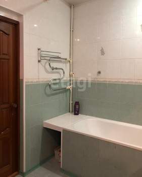 2-к квартира, вторичка, 72м2, 4/5 этаж