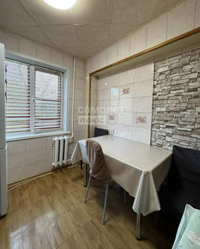 4-к квартира, вторичка, 59м2, 2/5 этаж