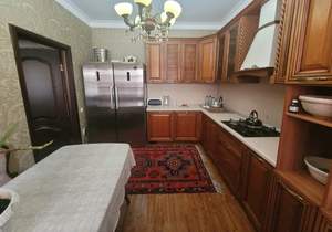 3-к квартира, вторичка, 76м2, 2/4 этаж