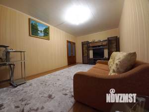 2-к квартира, вторичка, 63м2, 1/9 этаж