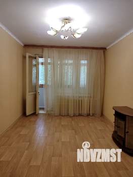 3-к квартира, вторичка, 65м2, 1/5 этаж
