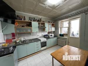 3-к квартира, вторичка, 100м2, 5/5 этаж