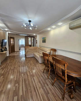 3-к квартира, вторичка, 68м2, 1/4 этаж