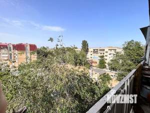 3-к квартира, вторичка, 63м2, 5/5 этаж