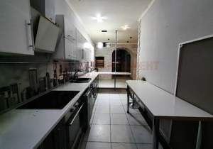 4-к квартира, вторичка, 99м2, 2/2 этаж